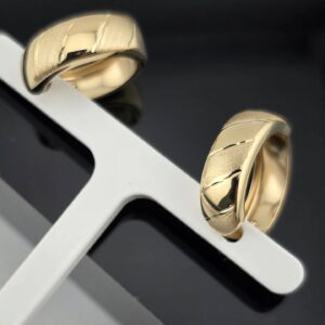 9ct Yellow Gold 16mm Diamond Cut Huggies